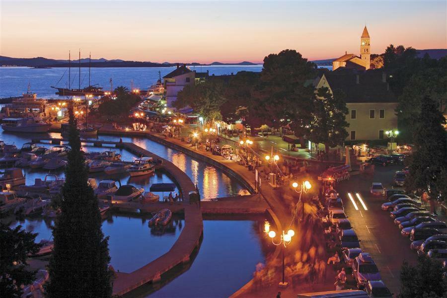 Apartment Urem Biograd Na Moru Exterior foto